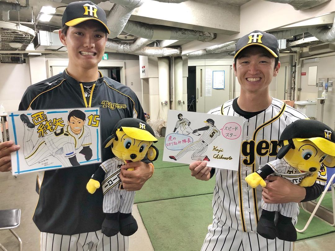 Hanshin Tigers 今日のヒーロー 先制のホームランを放った近本選手とプロ初の先発登板で初勝利 西純矢投手です 西純矢 投手 ナイスピッチング プロ初先発 プロ初勝利 Npb Hub