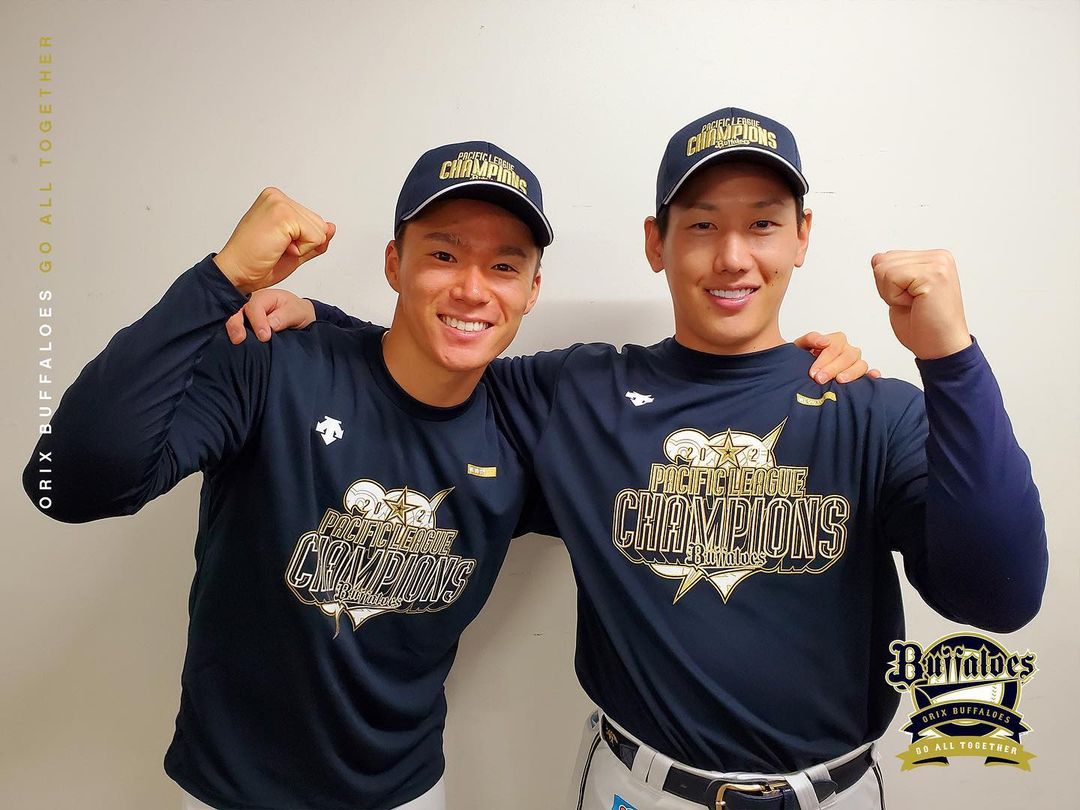 ORIX-Buffaloes: #山本由伸 #吉田正尚 #金メダリスト #コンビ #全員で優勝 #25年分のありがとう #全員で勝つ ...