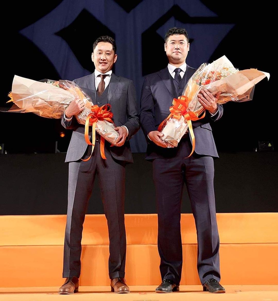 Yomiuri Giants 読売巨人軍21シーズン感謝祭 引退セレモニー 大竹寛 投手 野上亮磨 投手 お疲れ様でした G感謝祭 G裏感謝祭 ジャイアンツ 巨人 G Npb Hub