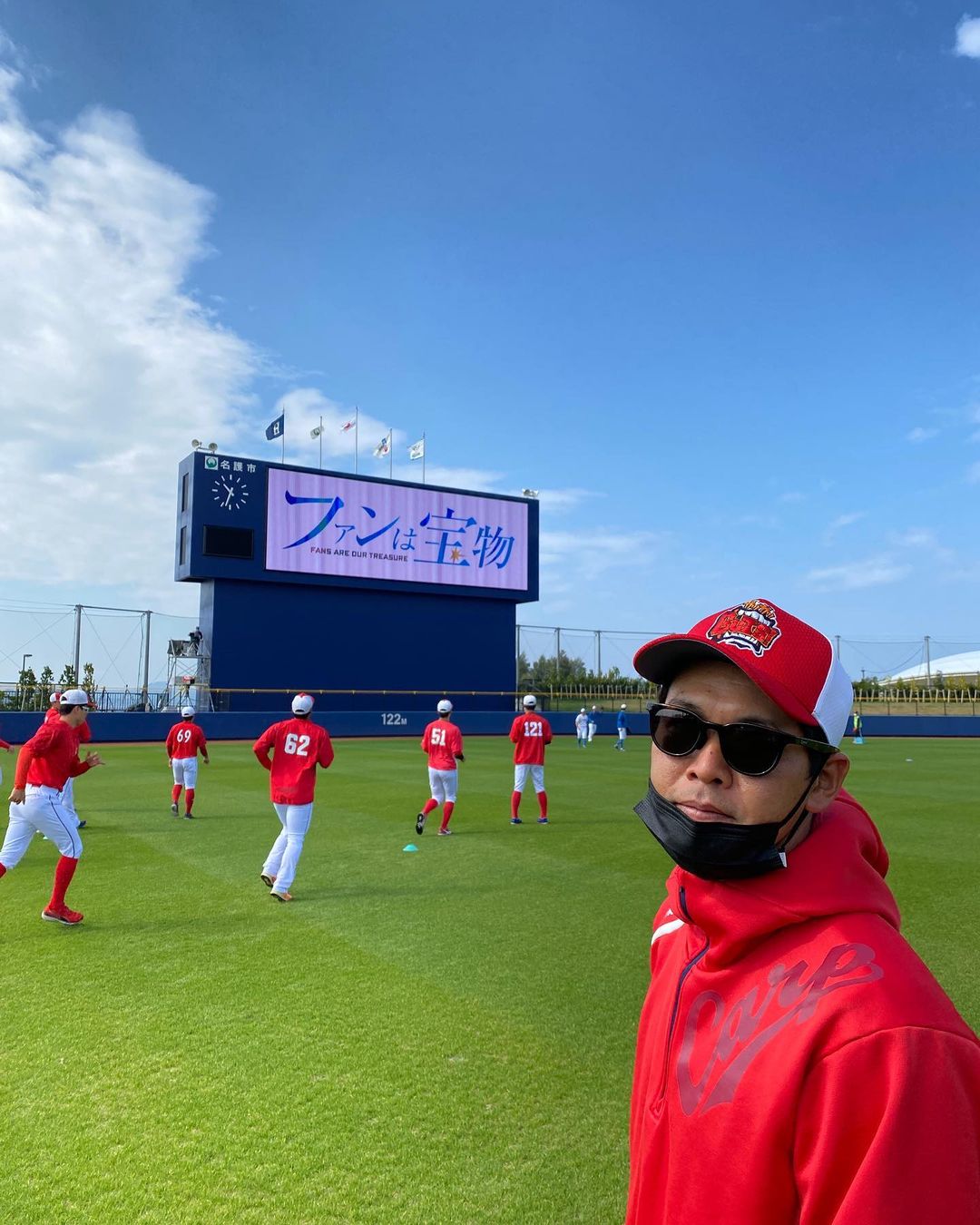 Hiroshima Toyo Carp 名護で行われたファイターズとのオープン戦 今日はやっと沖縄らしく晴れ晴れとした青空も見えた野球日和の1日となりました さて 試合はというと 先発の亜 Npb Hub