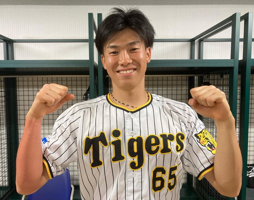 阪神タイガース 湯浅京己 レプリカユニフォーム Lサイズ - 野球